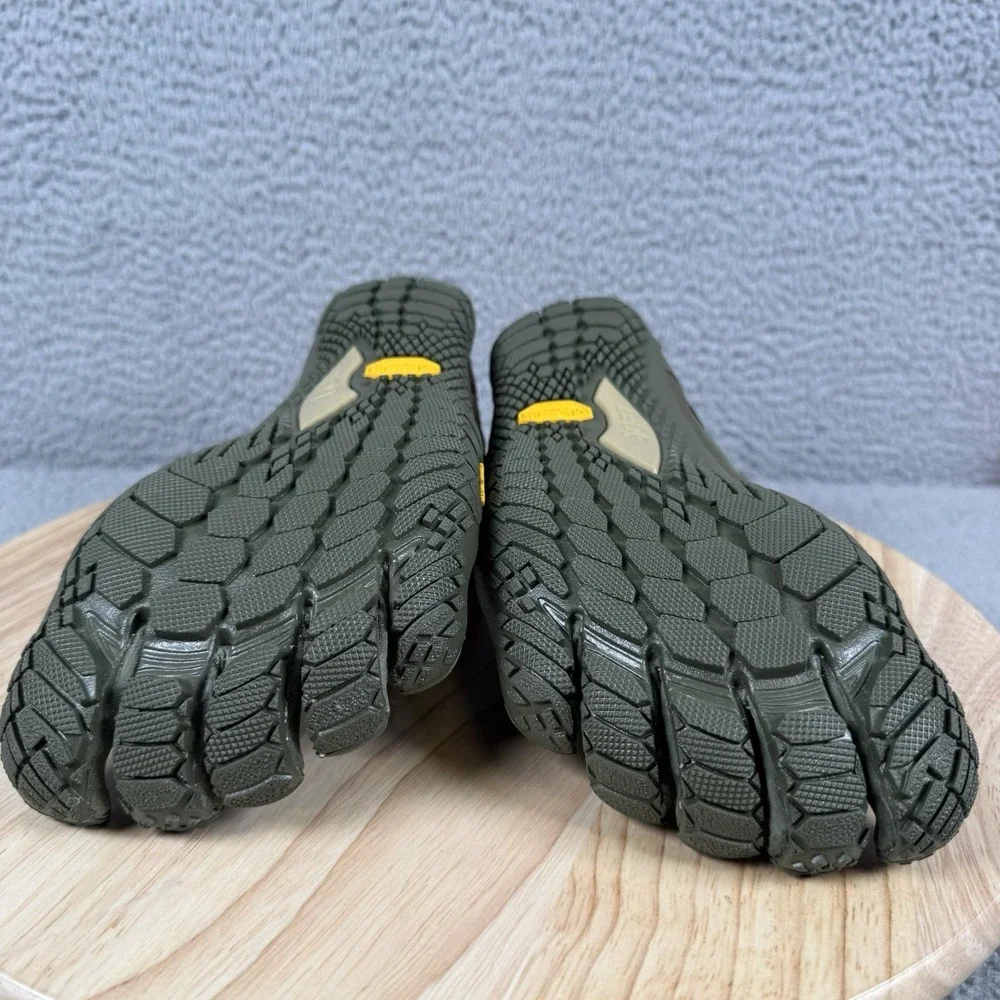 Vibram V-Trek Mens 44 US 10.5/11 Military Dark Grey Wool Blend Hiking Barfoot